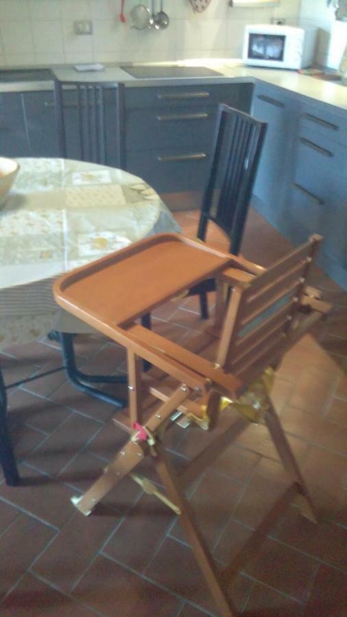 Casa Agostini Lägenhet Lari Exteriör bild