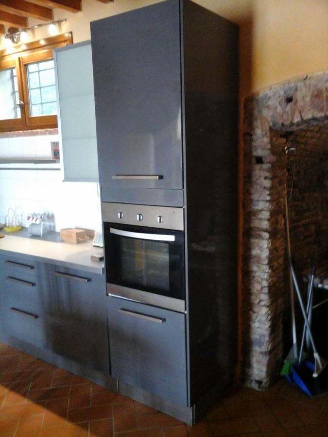 Casa Agostini Lägenhet Lari Exteriör bild